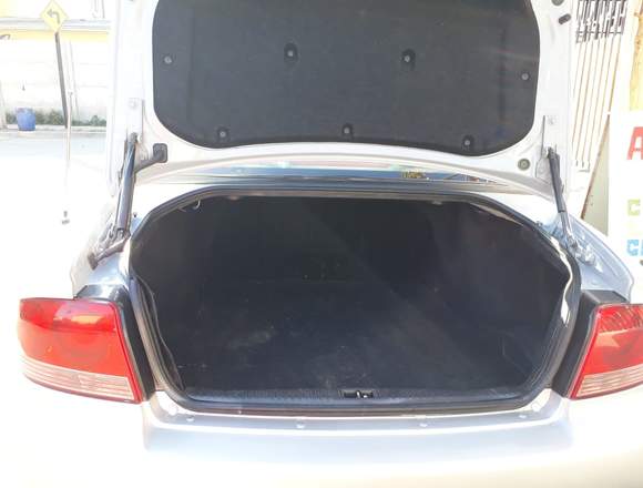 Se vende Hyundai Sonata en Santiago (Comuna)