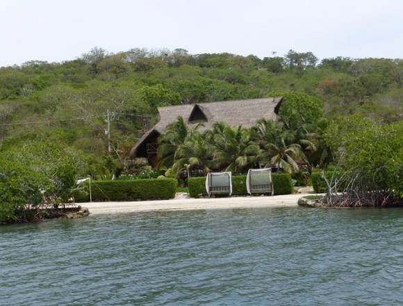 Hermosa cabaña en Venta Cholon lsla Baru en Cartagena (Municipio)