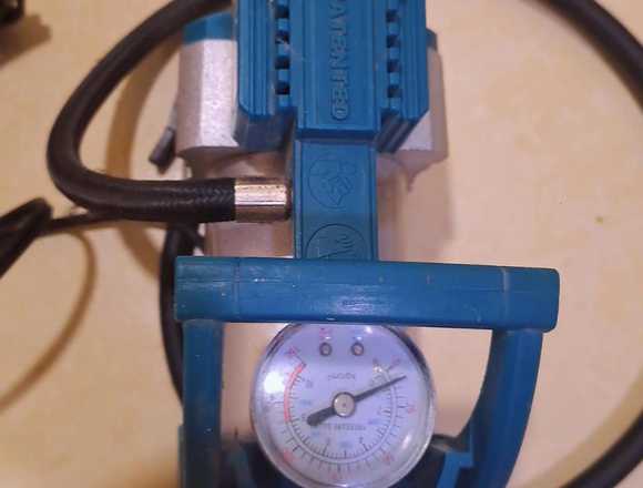 Se vende maquina de inflar llanta marca total en Santiago (Distrito)