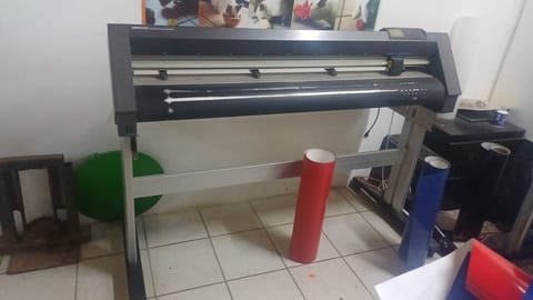 Plotter de corte GRAPHTEC CE7000 50" con visor optico