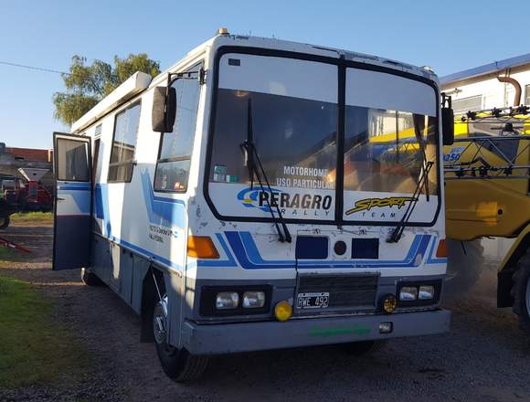 Motorhome Mercedes Benz 1214/51 en Lago Buenos Aires (Localidad)
