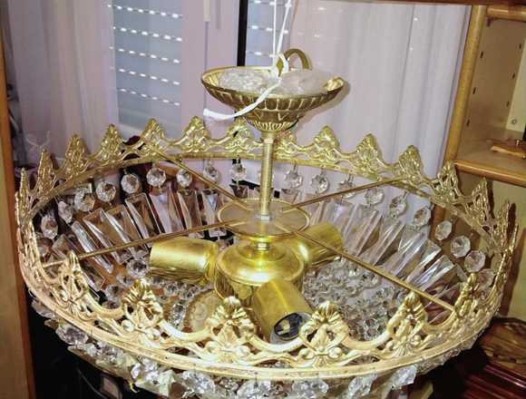 LÁMPARA DE CRISTAL DE ROCA 35 EUROS