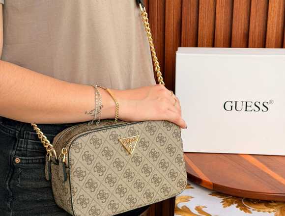 Crossbody GUESS SUPER PADRES PARA REGALO en Aguascalientes (Municipio)