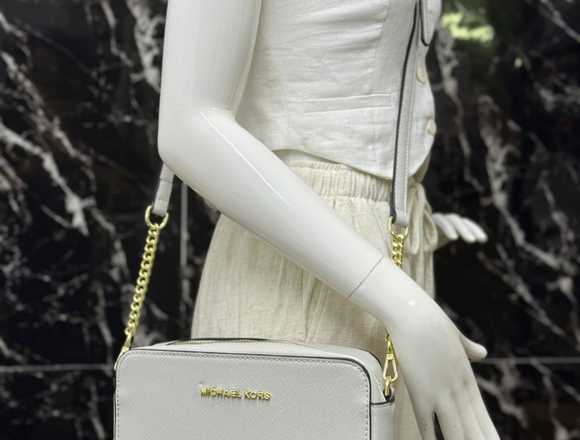 LOTE DE 10 BOLSAS MICHAEL KORS en Aguascalientes (Municipio)