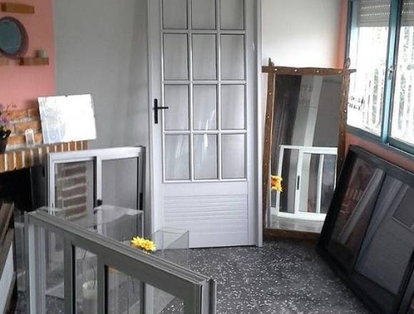 Puertas de exterior e interior serie 30 en Montevideo (Localidad)