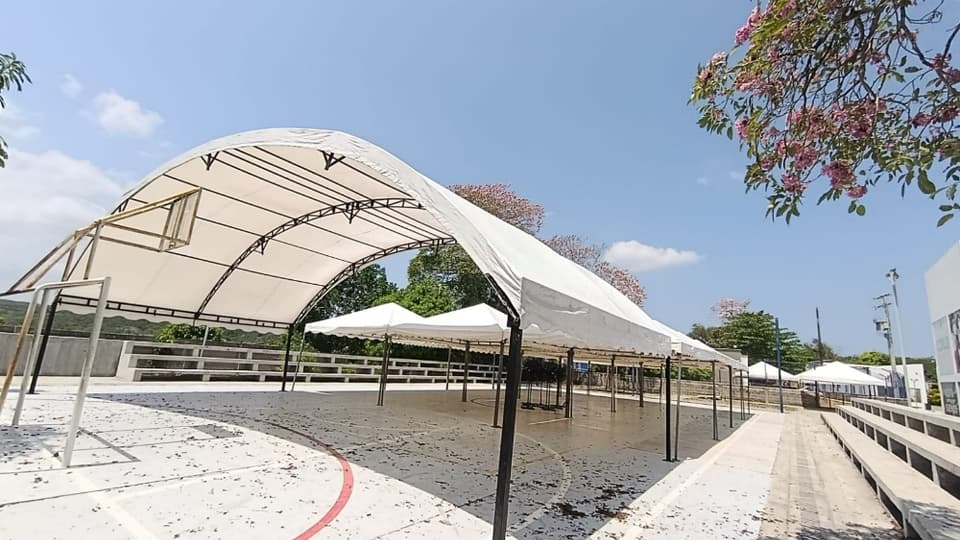 ALQUILER DE CARPA HANGAR 12X6 PARA EVENTOS SOCILAES Y EMPRESARIALES en Barranquilla (Municipio)