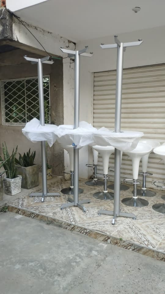 ALQUILER O RENTA DE SILLAS BAR Y MESAS BAR O COCTELERAS en Cartagena (Municipio)