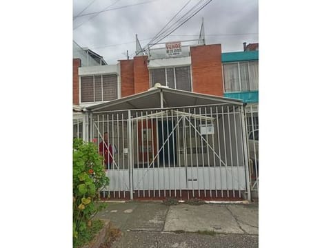 SE VENDE HERMOSA CASA SUBA LA CAMPIÑA