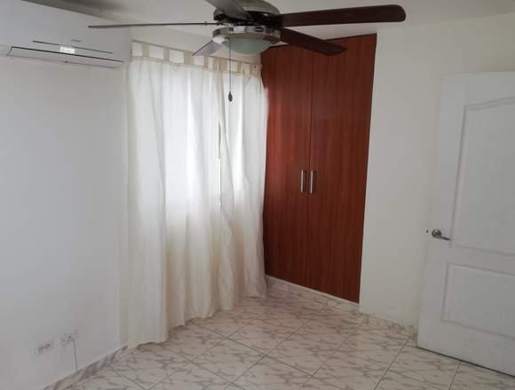 ALQUILO APARTAMENTO EN PARQUE LEFEVRE 78 MT2-YSG