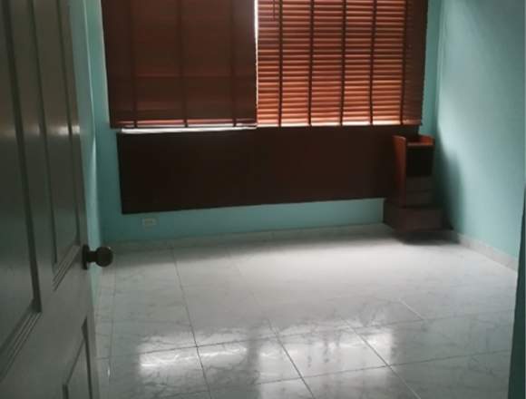 VENDO APARTAMENTO EN COLON ESPINAR CW 298 en Colón (Distrito)