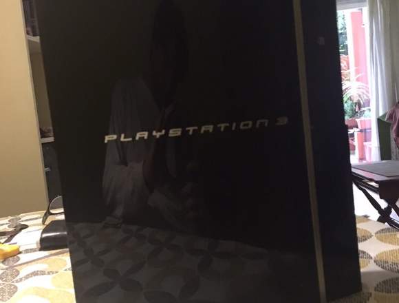 Playstation 3 80 gb con 2 joyticks inalambricos