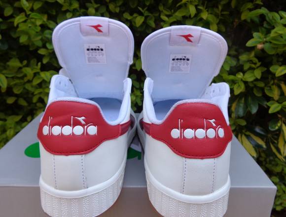 Zapatillas Diadora Casual Game P Blancas/Rojo TOP en Ñuñoa (Comuna)