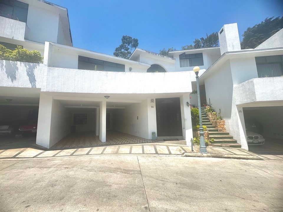 (+1) Casa Santa Rosalía en Santa Catarina Pinula (Municipio)