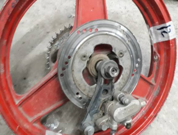 Rueda honda vfr 400 RR 1988 en Cordoba (Localidad)