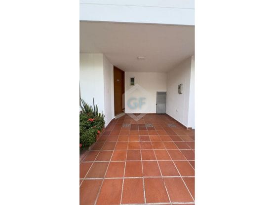CASA EN VENTA VIA LOS PATIOS CONJUNTO CERRADO
