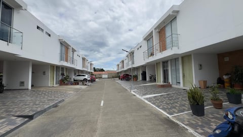 CASA EN CONJUNTO EN LOS PATIOS en Los Patios (Municipio)
