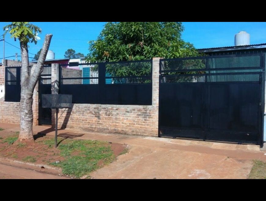 VENDO CASA en Posadas-Mnes.
