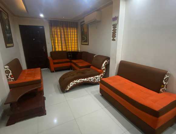 Juego de muebles para sala modular de madera en Guayaquil (Cantón)