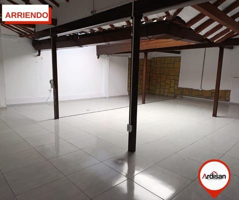ARRIENDO / VENTA LOCAL COMERCIAL CENTRAL en Socorro (Municipio)
