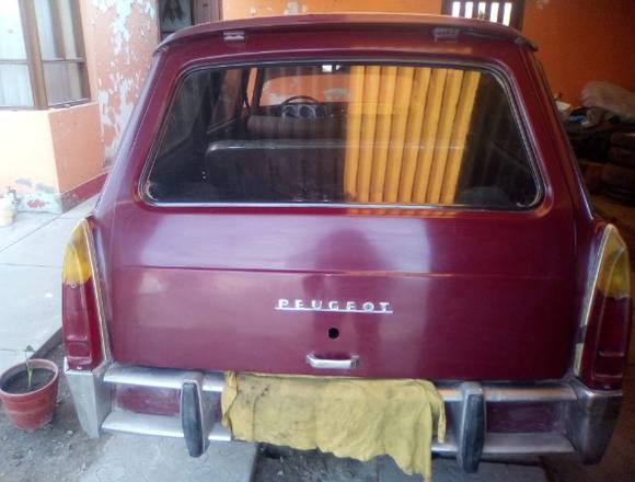 Camioneta Peugeot 404 en Arequipa (Distrito)