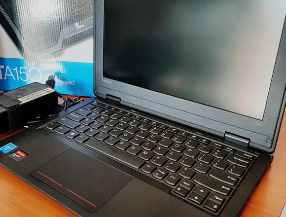 Laptop Lenovo Celeron + accesorios en Ciudad de Guatemala (Municipio)