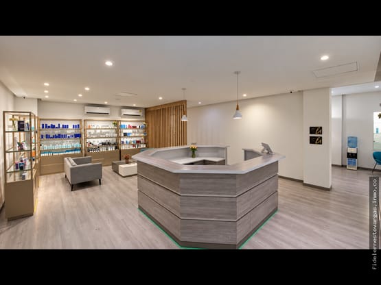 SE ARRIENDA LOCAL COMERCIAL CON UBICACIÓN ESTRATÉGICA