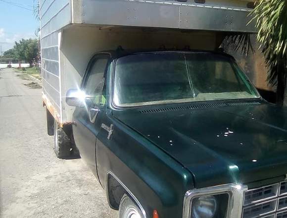 VENDO MI MI CAMIÓN CHEVROLET C30. en Cedeño (Municipio)