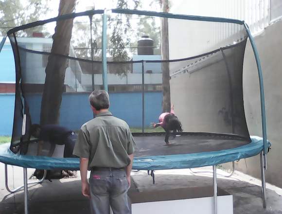 Se remata una cama elástica en Sinaloa (Municipio)