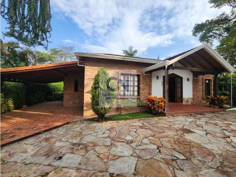 VENTA CASA CAMPESTRE VIA PIEDECUESTA