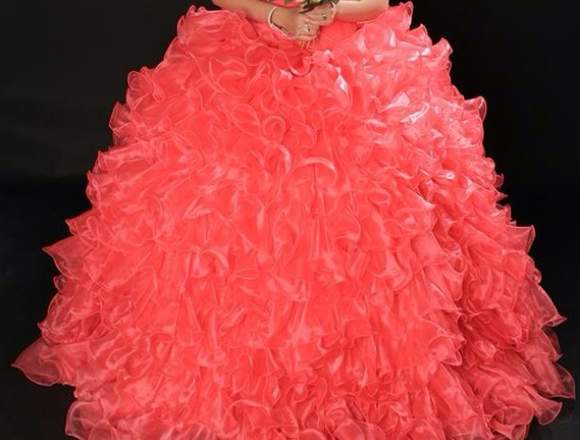 Vestido de XV años color coral en San Nicolás de los Garza (Municipio)