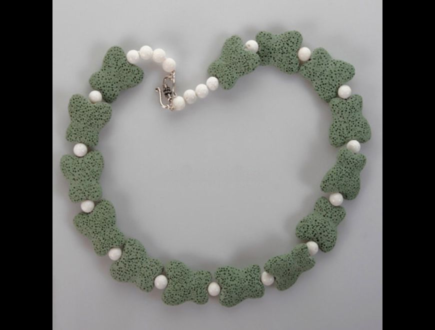 Collar para mujer de coral y lava en Vila-Real (Municipio)