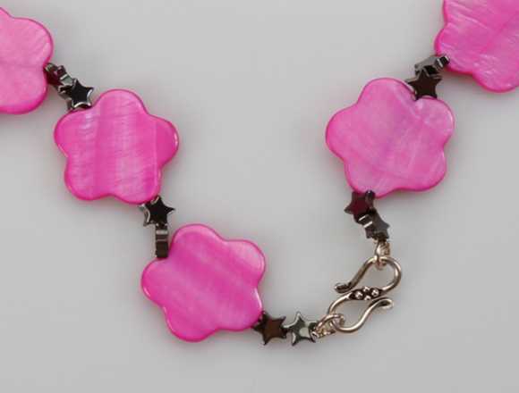 Collar para mujer de nácar y hematite en Vila-Real (Municipio)