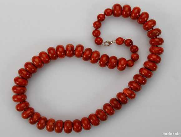 Collar para mujer de coral manzana y plata en Vila-Real (Municipio)