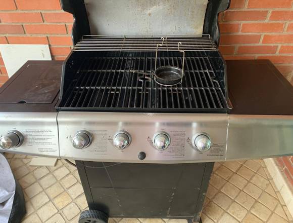Vendo BBQ MARCA CHAR-BROIL en Barranquilla (Municipio)