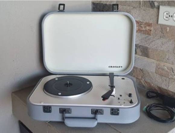 Toca disco Crosley excelente estado. en Arraiján (Distrito)