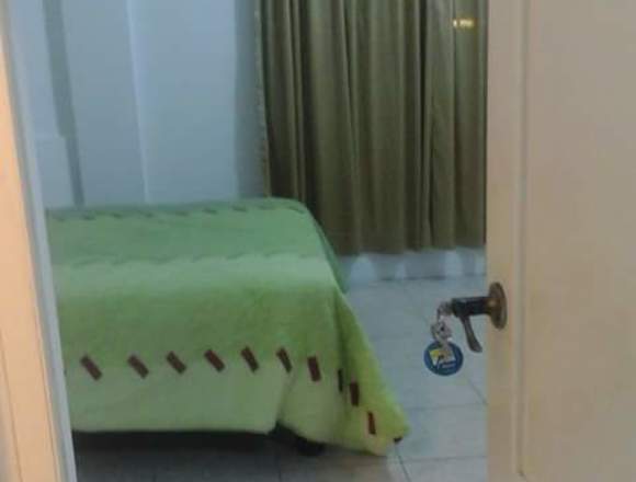 Se arrienda habitaciones amobladas en residencia en Manta (Cantón)