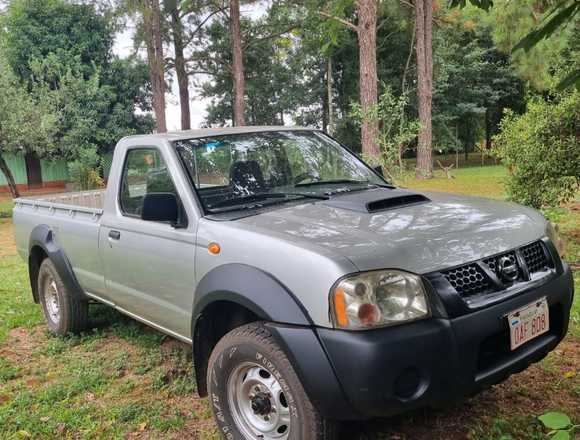 Vendo Camioneta Nissan Frontier 2009 cabina simple en Yhu (Distrito)