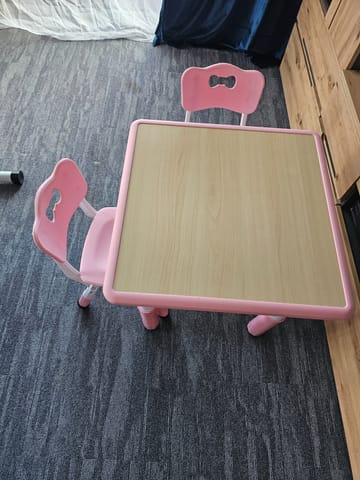 Kindertisch in Sachsenheim (Lokalität)