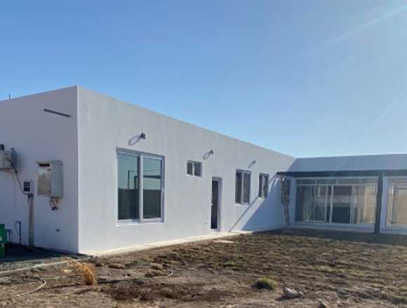 Hermosa casa en Condominio Alto Ramírez - Arica en Arica (Comuna)