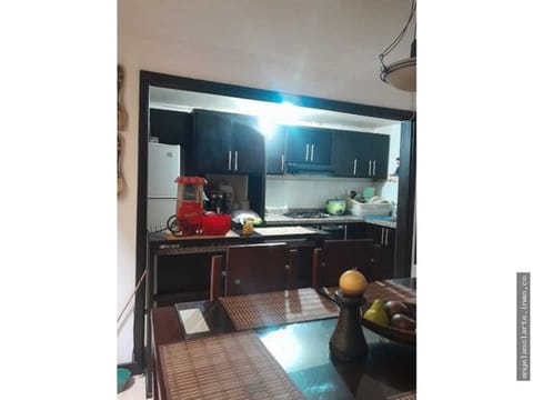 VENDO HERMOSA CASA CENTRAL - CARTAGO VALLE