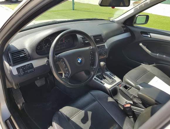 Automóvil BMW 320i automático interior piel en Puebla (Municipio)
