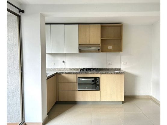 VENTA DE APARTAMENTO EN UNIDAD CERRADA EN SABANETA