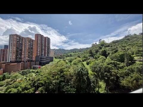 VENTA DE APARTAMENTO EN UNIDAD CERRADA EN SABANETA - SAN REMO