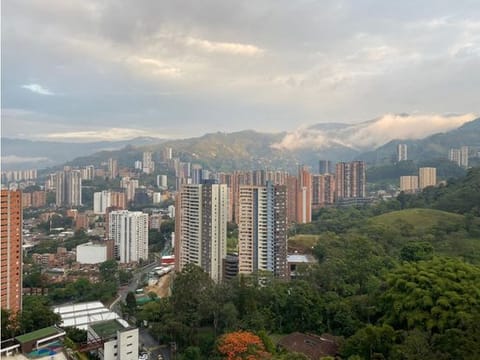 VENTA DE APARTAMENTO EN UNIDAD CERRADA EN SABANETA - ANTIOQUIA