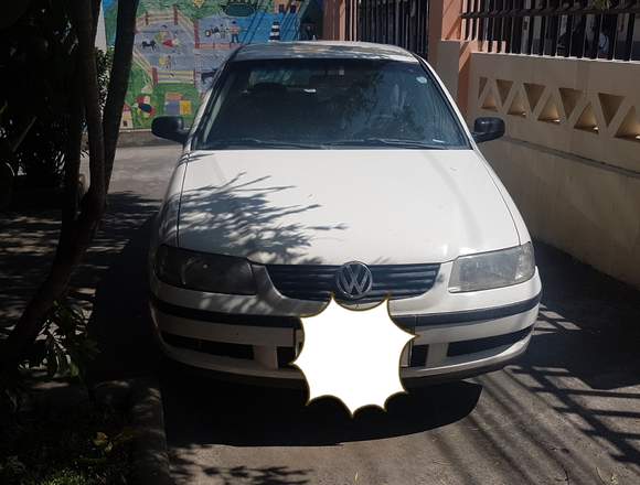 VENDO Volkswagen GOL en Latacunga (Cantón)