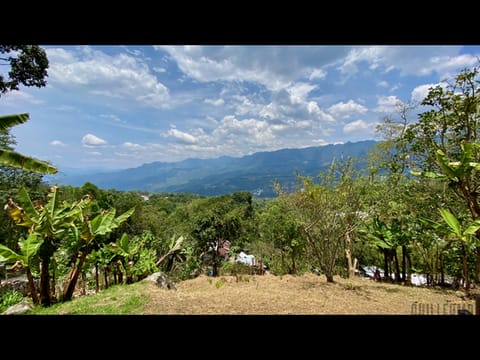 VENDO LOTE SAN ANTONIO DEL TEQUENDAMA CUNDINAMARCA CERCA PRINCIPAL