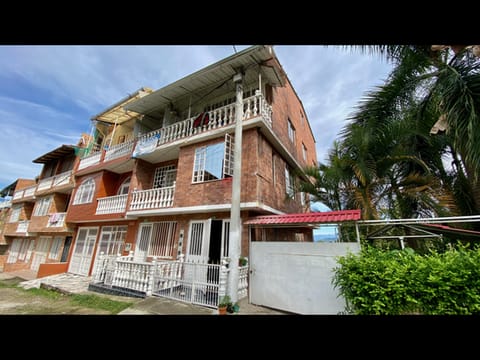 CASA MESITAS DEL COLEGIO RENTANDO BARRIO LA CASTELLANA