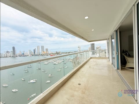 APARTAMENTO REG 18A