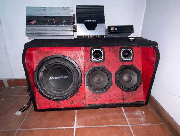 Equipo audio para coche va estupendo en Málaga (Municipio)