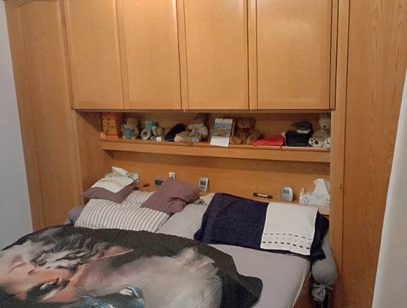 Schlafzimmer aus Erstaufbau abzugeben in Düsseldorf (Lokalität)
